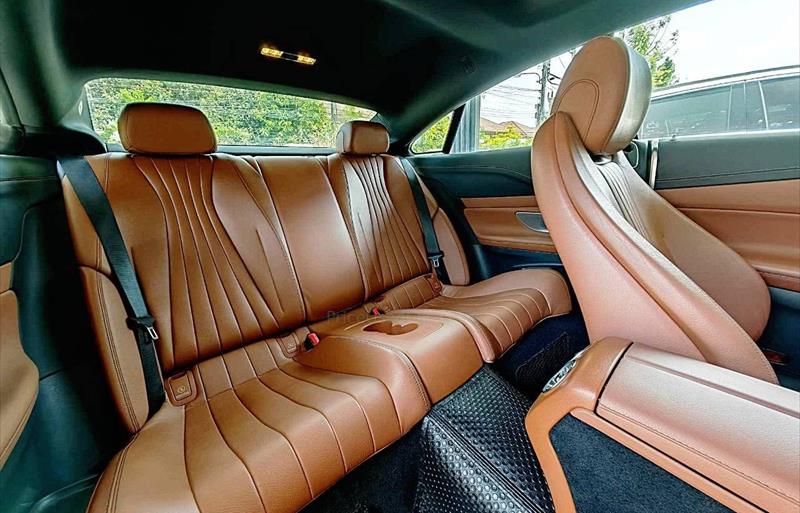 ขายรถเก๋งมือสอง-mercedes-benz-เมอร์เซเดสเบนซ์-e300-อีสามศูนย์ศูนย์-รถปี2017-รหัส82199-641331af.jpg ขายรถเก๋งมือสอง-mercedes-benz-เมอร์เซเดสเบนซ์-e300-อีสามศูนย์ศูนย์-รถปี2017-รหัส82199-641331af.jpg
