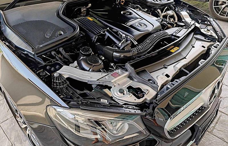 ขายรถเก๋งมือสอง-mercedes-benz-เมอร์เซเดสเบนซ์-e300-อีสามศูนย์ศูนย์-รถปี2017-รหัส82199-9bceca24.jpg ขายรถเก๋งมือสอง-mercedes-benz-เมอร์เซเดสเบนซ์-e300-อีสามศูนย์ศูนย์-รถปี2017-รหัส82199-9bceca24.jpg
