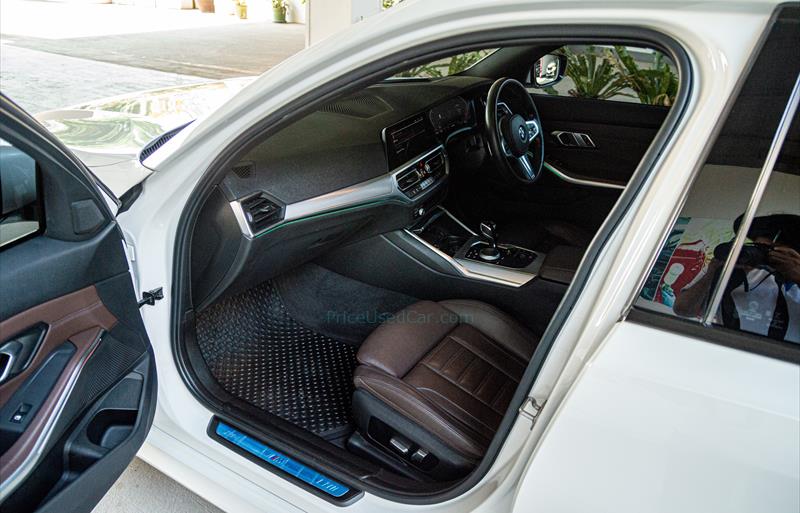 ขายรถเก๋งมือสอง-bmw-บีเอ็มดับบลิว-320d-สามสองศูนย์ดี-รถปี2021-รหัส82227-5998bb32.jpg ขายรถเก๋งมือสอง-bmw-บีเอ็มดับบลิว-320d-สามสองศูนย์ดี-รถปี2021-รหัส82227-5998bb32.jpg