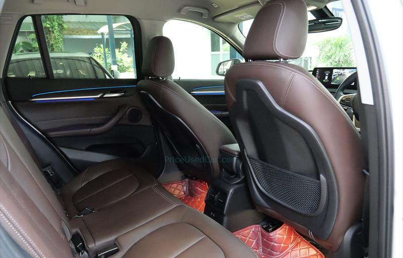 ขายรถ-suv-มือสอง-bmw-บีเอ็มดับบลิว-x1-เอ็กซ์1-รถปี2022-รหัส82228-20be8271.jpg ขายรถ-suv-มือสอง-bmw-บีเอ็มดับบลิว-x1-เอ็กซ์1-รถปี2022-รหัส82228-20be8271.jpg