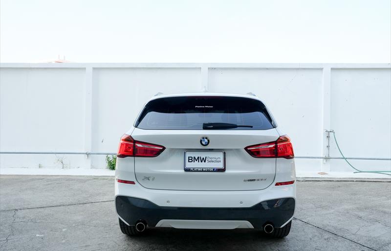 ขายรถ-suv-มือสอง-bmw-บีเอ็มดับบลิว-x1-เอ็กซ์1-รถปี2019-รหัส82237-59ddd457.jpg ขายรถ-suv-มือสอง-bmw-บีเอ็มดับบลิว-x1-เอ็กซ์1-รถปี2019-รหัส82237-59ddd457.jpg
