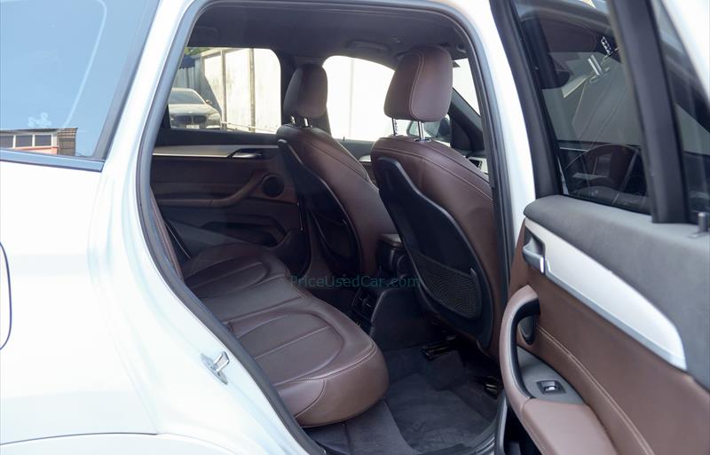ขายรถ-suv-มือสอง-bmw-บีเอ็มดับบลิว-x1-เอ็กซ์1-รถปี2019-รหัส82237-f8e474f3.jpg ขายรถ-suv-มือสอง-bmw-บีเอ็มดับบลิว-x1-เอ็กซ์1-รถปี2019-รหัส82237-f8e474f3.jpg