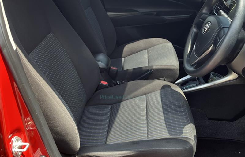 ขายรถเก๋งมือสอง-toyota-โตโยต้า-yaris-ativ-ยาริส-เอทิฟ-รถปี2019-รหัส82260-f2a86b71.jpg ขายรถเก๋งมือสอง-toyota-โตโยต้า-yaris-ativ-ยาริส-เอทิฟ-รถปี2019-รหัส82260-f2a86b71.jpg