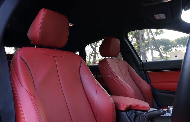 ขายรถเก๋งมือสอง-bmw-บีเอ็มดับบลิว-320d-สามสองศูนย์ดี-รถปี2019-รหัส82302-31fe9200.jpg ขายรถเก๋งมือสอง-bmw-บีเอ็มดับบลิว-320d-สามสองศูนย์ดี-รถปี2019-รหัส82302-31fe9200.jpg