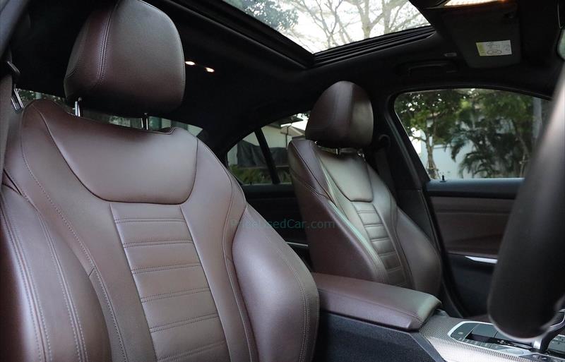 ขายรถเก๋งมือสอง-bmw-บีเอ็มดับบลิว-330e-รถปี2020-รหัส82304-b417d126.jpg ขายรถเก๋งมือสอง-bmw-บีเอ็มดับบลิว-330e-รถปี2020-รหัส82304-b417d126.jpg