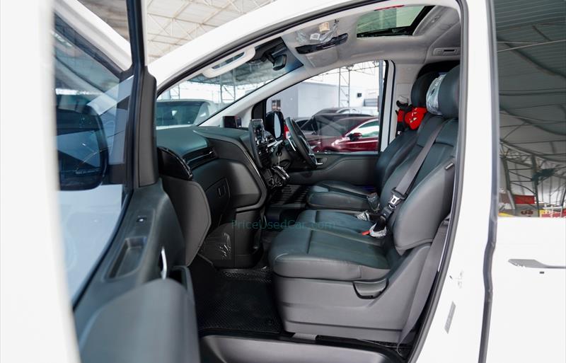 ขายรถตู้มือสอง-hyundai-ฮุนได-grand-starex-รถปี2022-รหัส82331-0385dae3.jpg ขายรถตู้มือสอง-hyundai-ฮุนได-grand-starex-รถปี2022-รหัส82331-0385dae3.jpg