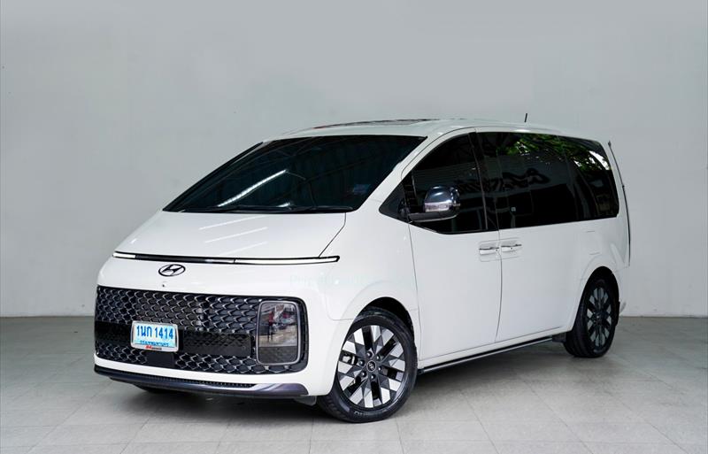 รถตู้มือสอง HYUNDAI GRAND STAREX รถปี 2022