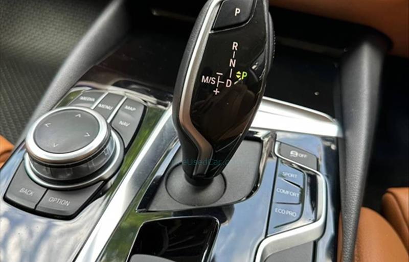 ขายรถเก๋งมือสอง-bmw-บีเอ็มดับบลิว-530i-รถปี2019-รหัส82345-16175cc3.jpg ขายรถเก๋งมือสอง-bmw-บีเอ็มดับบลิว-530i-รถปี2019-รหัส82345-16175cc3.jpg