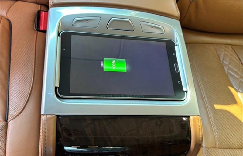 ขายรถเก๋งมือสอง-bmw-บีเอ็มดับบลิว-740li-รถปี2015-รหัส82347-f52420e7.jpg ขายรถเก๋งมือสอง-bmw-บีเอ็มดับบลิว-740li-รถปี2015-รหัส82347-f52420e7.jpg