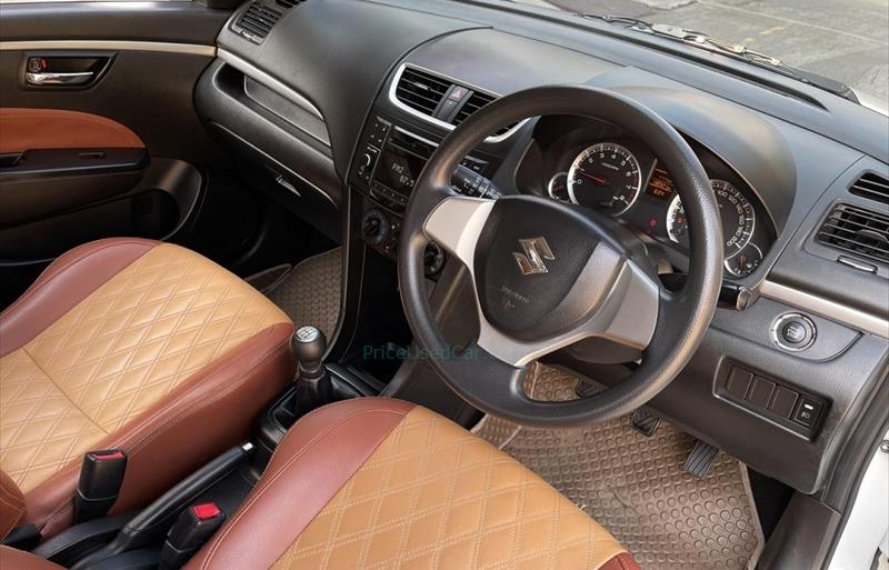 ขายรถเก๋งมือสอง-suzuki-ซูซูกิ-swift-สวิฟ-รถปี2013-รหัส82397-8b70496b.jpg ขายรถเก๋งมือสอง-suzuki-ซูซูกิ-swift-สวิฟ-รถปี2013-รหัส82397-8b70496b.jpg