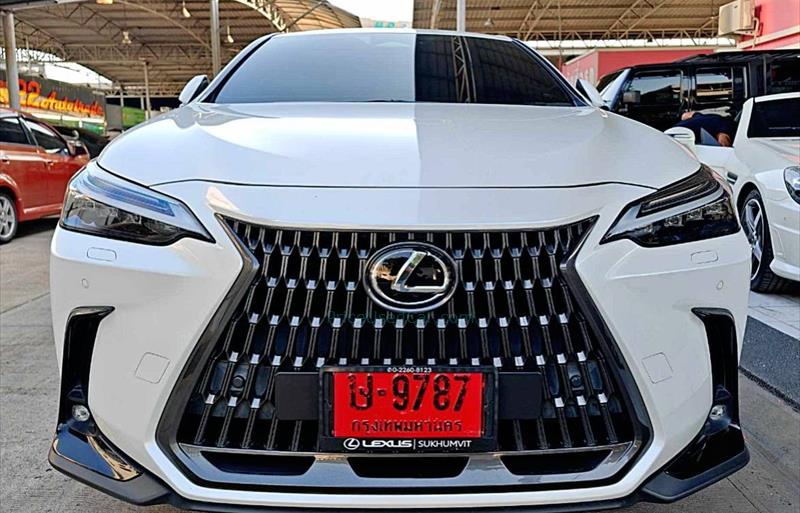 รถเก๋งมือสอง LEXUS NX300h รถปี 2022