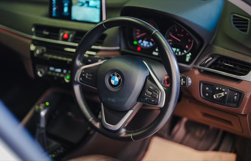 ขายรถ-suv-มือสอง-bmw-บีเอ็มดับบลิว-x1-เอ็กซ์1-รถปี2019-รหัส82401-1a37db64.jpg ขายรถ-suv-มือสอง-bmw-บีเอ็มดับบลิว-x1-เอ็กซ์1-รถปี2019-รหัส82401-1a37db64.jpg