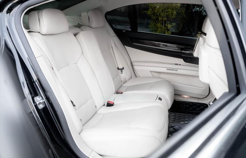 ขายรถเก๋งมือสอง-bmw-บีเอ็มดับบลิว-740li-รถปี2011-รหัส82402-01e43fde.jpg ขายรถเก๋งมือสอง-bmw-บีเอ็มดับบลิว-740li-รถปี2011-รหัส82402-01e43fde.jpg