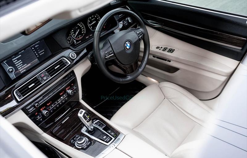 ขายรถเก๋งมือสอง-bmw-บีเอ็มดับบลิว-740li-รถปี2011-รหัส82402-6c926335.jpg ขายรถเก๋งมือสอง-bmw-บีเอ็มดับบลิว-740li-รถปี2011-รหัส82402-6c926335.jpg