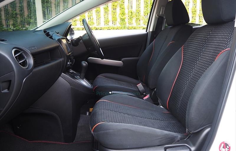ขายรถเก๋งมือสอง-mazda-มาสด้า-2-สอง-รถปี2015-รหัส82411-99afef63.jpg ขายรถเก๋งมือสอง-mazda-มาสด้า-2-สอง-รถปี2015-รหัส82411-99afef63.jpg