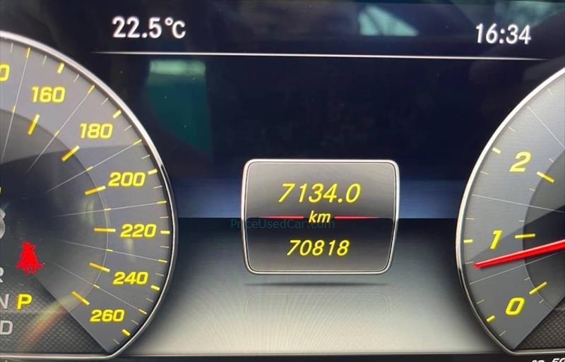 ขายรถเก๋งมือสอง-mercedes-benz-เมอร์เซเดสเบนซ์-e200-อีสองศูนย์ศูนย์-รถปี2019-รหัส82422-1ed4d4dd.jpg ขายรถเก๋งมือสอง-mercedes-benz-เมอร์เซเดสเบนซ์-e200-อีสองศูนย์ศูนย์-รถปี2019-รหัส82422-1ed4d4dd.jpg