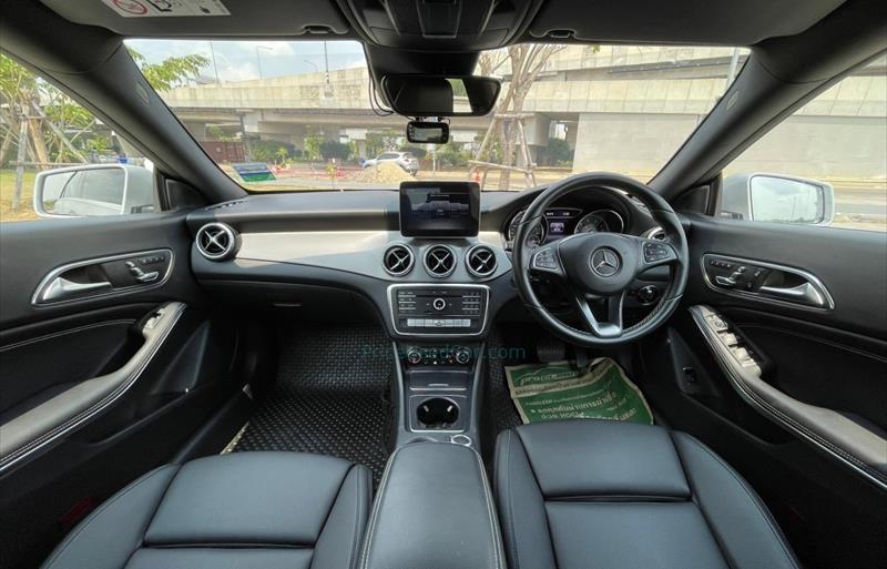 ขายรถเก๋งมือสอง-mercedes-benz-เมอร์เซเดสเบนซ์-cla200-รถปี2018-รหัส82423-d38187e4.jpg ขายรถเก๋งมือสอง-mercedes-benz-เมอร์เซเดสเบนซ์-cla200-รถปี2018-รหัส82423-d38187e4.jpg