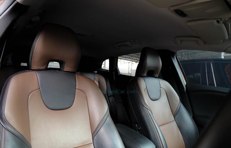 ขายรถเก๋งมือสอง-volvo-วอลโว่-v40-รถปี2014-รหัส82426-5d210a8d.jpg ขายรถเก๋งมือสอง-volvo-วอลโว่-v40-รถปี2014-รหัส82426-5d210a8d.jpg