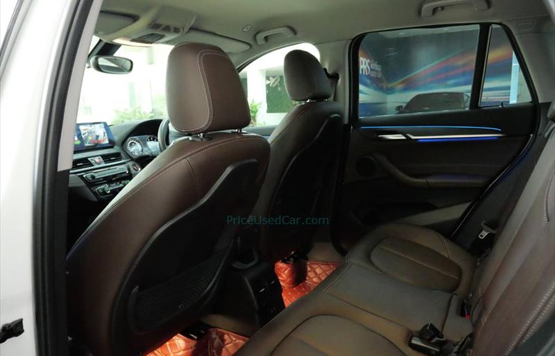 ขายรถ-suv-มือสอง-bmw-บีเอ็มดับบลิว-x1-เอ็กซ์1-รถปี2022-รหัส82449-77c631a7.jpg ขายรถ-suv-มือสอง-bmw-บีเอ็มดับบลิว-x1-เอ็กซ์1-รถปี2022-รหัส82449-77c631a7.jpg