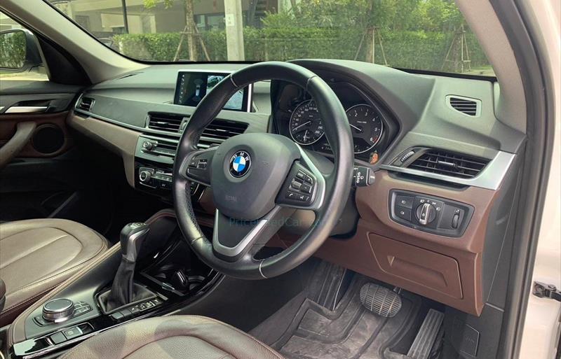 ขายรถ-suv-มือสอง-bmw-บีเอ็มดับบลิว-x1-เอ็กซ์1-รถปี2019-รหัส82458-6177029d.jpg ขายรถ-suv-มือสอง-bmw-บีเอ็มดับบลิว-x1-เอ็กซ์1-รถปี2019-รหัส82458-6177029d.jpg