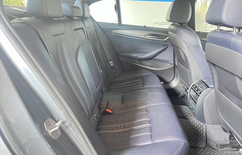 ขายรถเก๋งมือสอง bmw 520d รถปี2018 รหัส 82460-รูปที่10 ขายรถเก๋งมือสอง bmw 520d รถปี2018 รหัส 82460-รูปที่10