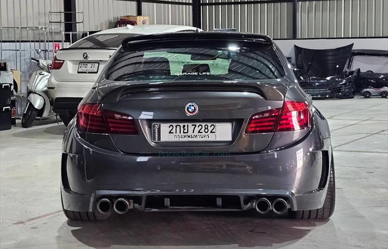 ขายรถเก๋งมือสอง-bmw-บีเอ็มดับบลิว-520d-ห้าสองศูนย์ดี-รถปี2013-รหัส82482-181642f8.jpg ขายรถเก๋งมือสอง-bmw-บีเอ็มดับบลิว-520d-ห้าสองศูนย์ดี-รถปี2013-รหัส82482-181642f8.jpg