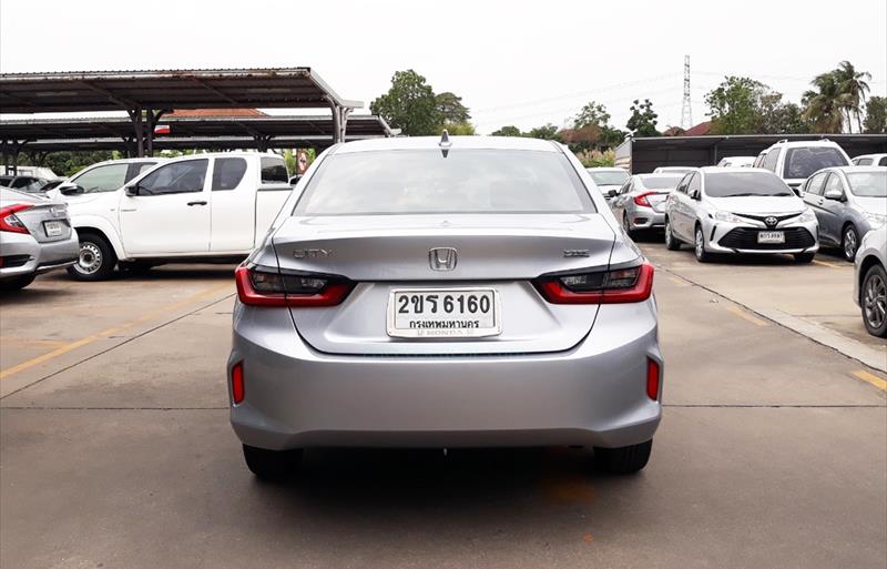 ขายรถเก๋งมือสอง-honda-ฮอนด้า-city-ซิตี้-รถปี2022-รหัส82511-03a1c734.jpg ขายรถเก๋งมือสอง-honda-ฮอนด้า-city-ซิตี้-รถปี2022-รหัส82511-03a1c734.jpg