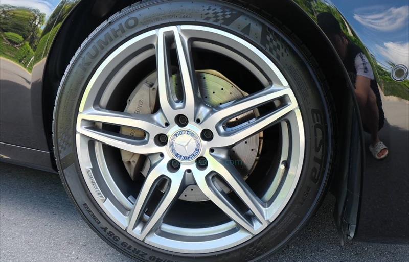 ขายรถเก๋งมือสอง-mercedes-benz-เมอร์เซเดสเบนซ์-e220-รถปี2017-รหัส82541-8c424c47.jpg ขายรถเก๋งมือสอง-mercedes-benz-เมอร์เซเดสเบนซ์-e220-รถปี2017-รหัส82541-8c424c47.jpg