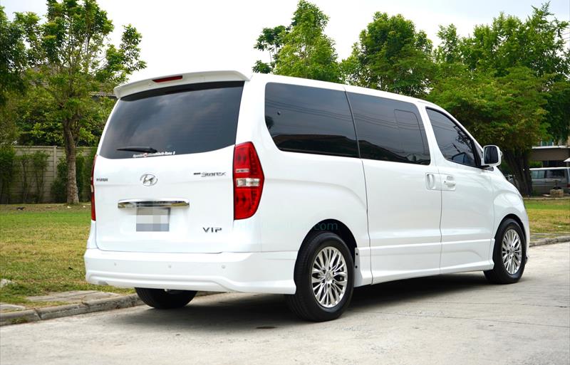 ขายรถตู้มือสอง hyundai grand-starex รถปี2015 รหัส 82553 รูปที่3