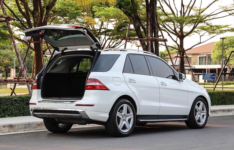 ขายรถเก๋งมือสอง-mercedes-benz-เมอร์เซเดสเบนซ์-ml250-cdi-amg-รถปี2014-รหัส82571-4231a4ca.jpg ขายรถเก๋งมือสอง-mercedes-benz-เมอร์เซเดสเบนซ์-ml250-cdi-amg-รถปี2014-รหัส82571-4231a4ca.jpg