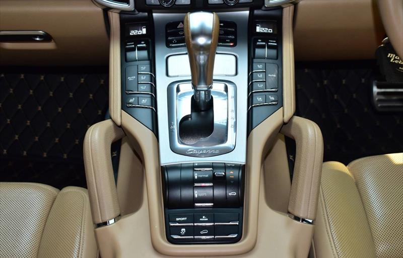 ขายรถ-suv-มือสอง-porsche-ปอร์เช่-cayenne-รถปี2011-รหัส82582-65f3d57e.jpg ขายรถ-suv-มือสอง-porsche-ปอร์เช่-cayenne-รถปี2011-รหัส82582-65f3d57e.jpg