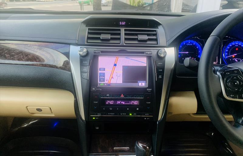 ขายรถเก๋งมือสอง-toyota-โตโยต้า-camry-คัมรี่-รถปี2015-รหัส82627-50650a0a.jpg ขายรถเก๋งมือสอง-toyota-โตโยต้า-camry-คัมรี่-รถปี2015-รหัส82627-50650a0a.jpg