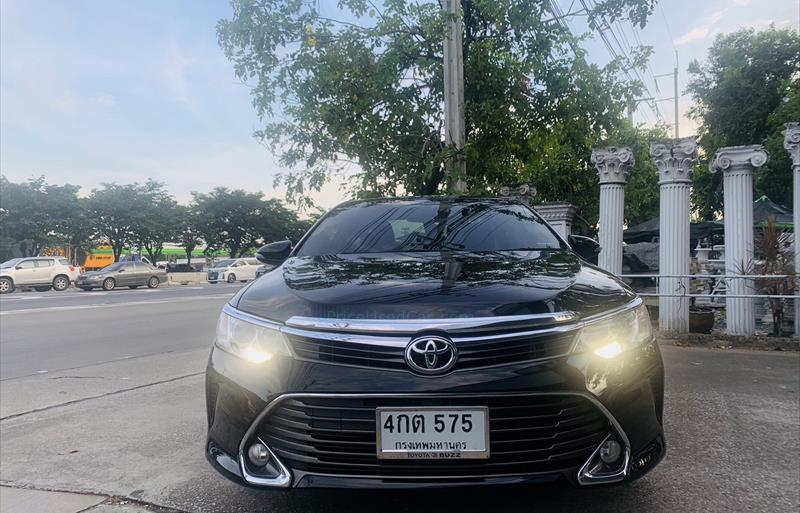 ขายรถเก๋งมือสอง-toyota-โตโยต้า-camry-คัมรี่-รถปี2015-รหัส82627-9d1b5b16.jpg ขายรถเก๋งมือสอง-toyota-โตโยต้า-camry-คัมรี่-รถปี2015-รหัส82627-9d1b5b16.jpg