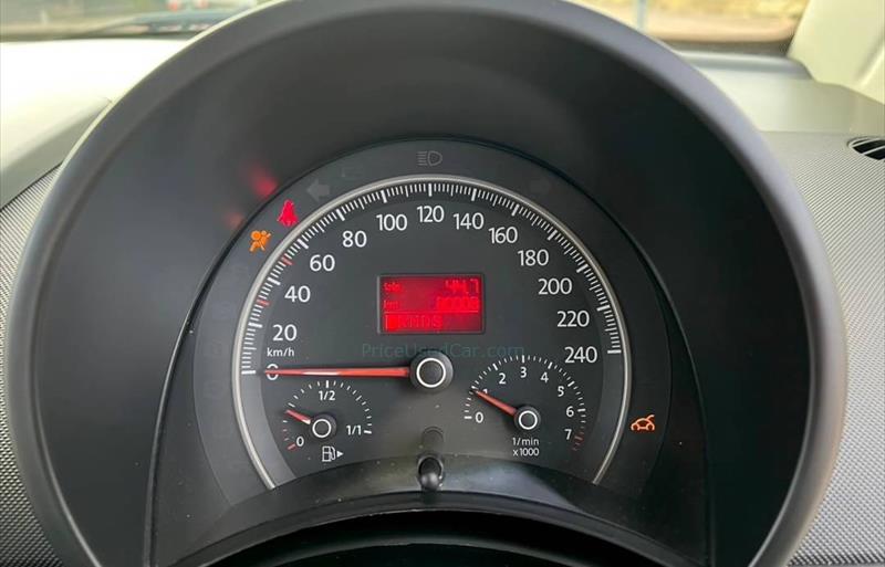 ขายรถเก๋งมือสอง-volkswagen-โฟล์คสวาเกน-beetle-รถปี2010-รหัส82671-3b762c81.jpg ขายรถเก๋งมือสอง-volkswagen-โฟล์คสวาเกน-beetle-รถปี2010-รหัส82671-3b762c81.jpg