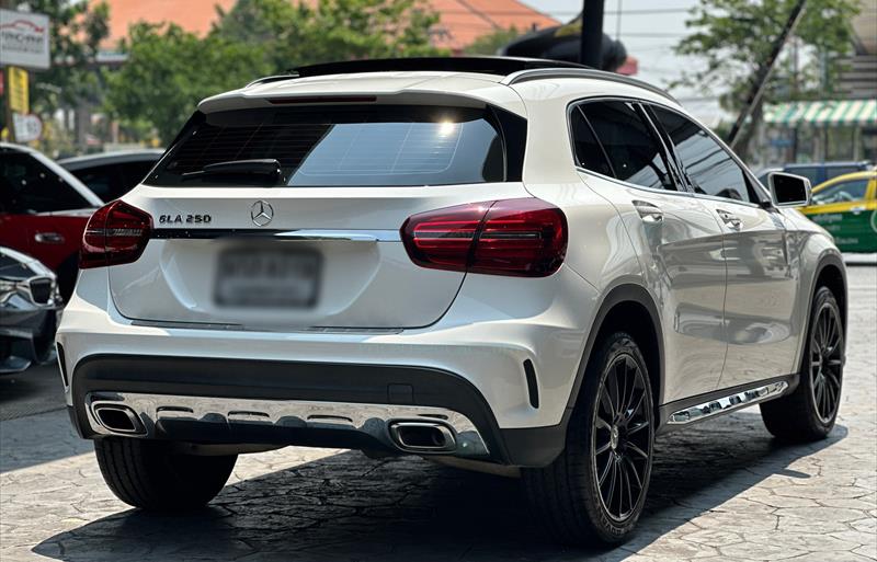 ขายรถเก๋งมือสอง mercedes-benz gla250 รถปี2019 รหัส 82676 รูปที่3