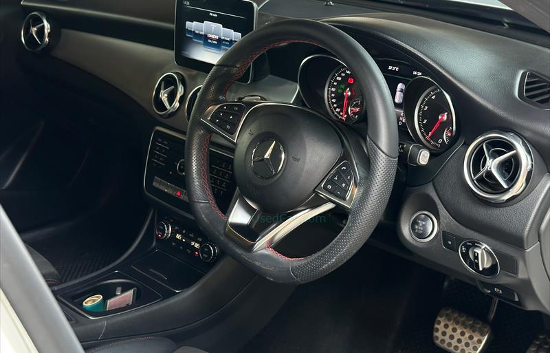 ขายรถเก๋งมือสอง mercedes-benz gla250 รถปี2019 รหัส 82676 รูปที่6