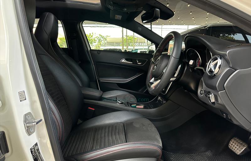 ขายรถเก๋งมือสอง-mercedes-benz-เมอร์เซเดสเบนซ์-gla250-รถปี2019-รหัส82676-e92320a5.jpg ขายรถเก๋งมือสอง-mercedes-benz-เมอร์เซเดสเบนซ์-gla250-รถปี2019-รหัส82676-e92320a5.jpg