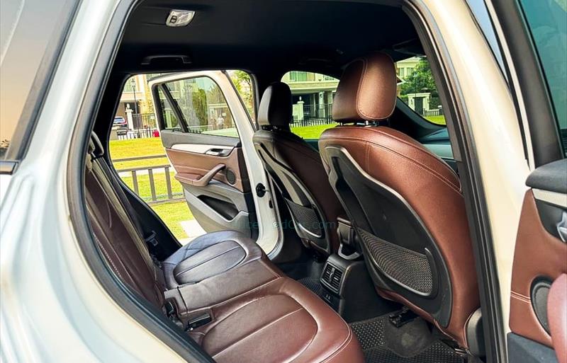 ขายรถ-suv-มือสอง-bmw-บีเอ็มดับบลิว-x1-เอ็กซ์1-รถปี2020-รหัส82778-f39becc2.jpg ขายรถ-suv-มือสอง-bmw-บีเอ็มดับบลิว-x1-เอ็กซ์1-รถปี2020-รหัส82778-f39becc2.jpg