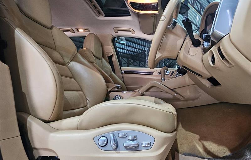 ขายรถ-suv-มือสอง-porsche-ปอร์เช่-cayenne-รถปี2011-รหัส82787-678107f9.jpg ขายรถ-suv-มือสอง-porsche-ปอร์เช่-cayenne-รถปี2011-รหัส82787-678107f9.jpg