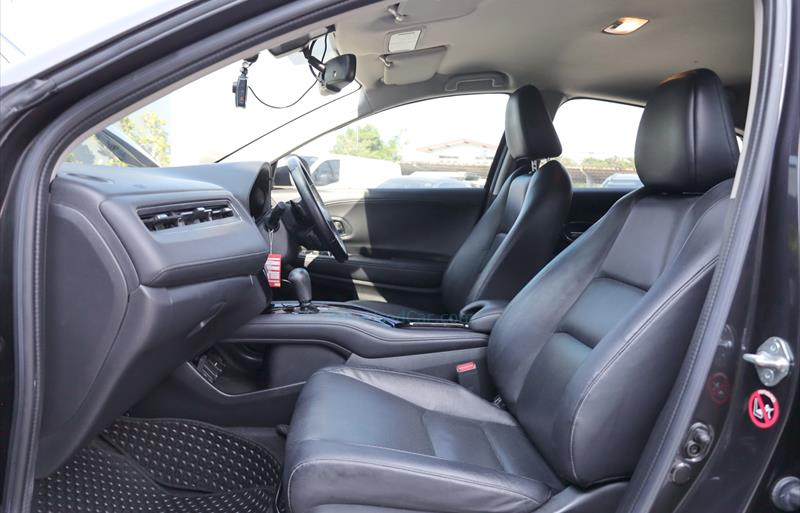 ขายรถ-suv-มือสอง-honda-ฮอนด้า-hr-v-เอชอาร์วี-รถปี2019-รหัส82845-18f16ecb.jpg ขายรถ-suv-มือสอง-honda-ฮอนด้า-hr-v-เอชอาร์วี-รถปี2019-รหัส82845-18f16ecb.jpg
