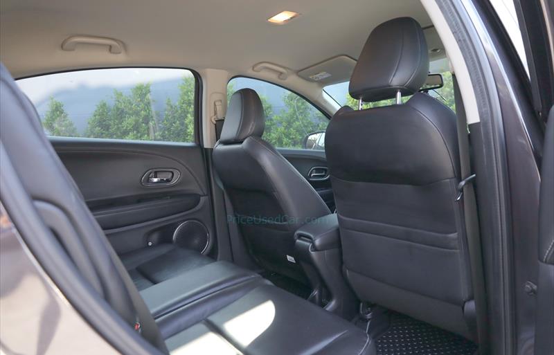 ขายรถ-suv-มือสอง-honda-ฮอนด้า-hr-v-เอชอาร์วี-รถปี2019-รหัส82845-24d2fa91.jpg ขายรถ-suv-มือสอง-honda-ฮอนด้า-hr-v-เอชอาร์วี-รถปี2019-รหัส82845-24d2fa91.jpg