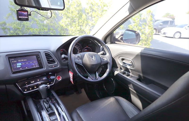 ขายรถ-suv-มือสอง-honda-ฮอนด้า-hr-v-เอชอาร์วี-รถปี2019-รหัส82845-4ca44316.jpg ขายรถ-suv-มือสอง-honda-ฮอนด้า-hr-v-เอชอาร์วี-รถปี2019-รหัส82845-4ca44316.jpg