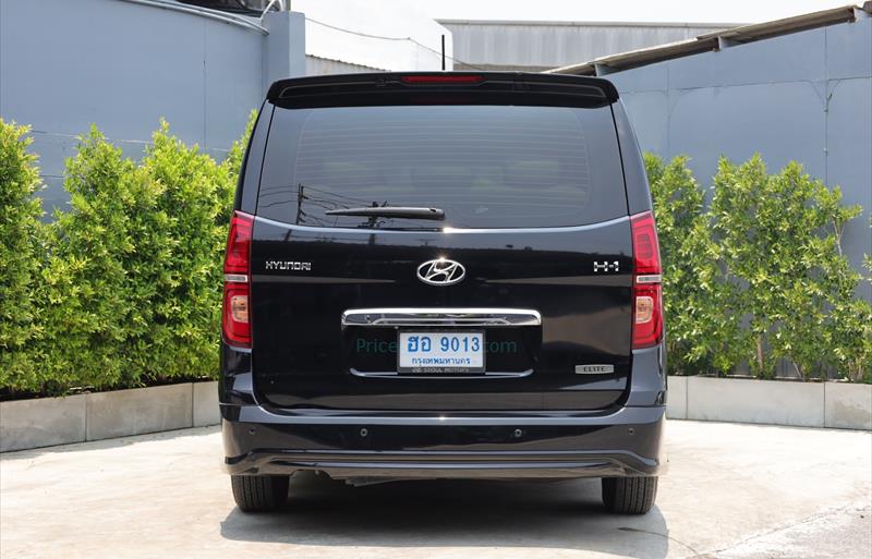 ขายรถตู้มือสอง hyundai h-1 รถปี2019 รหัส 82846 รูปที่3