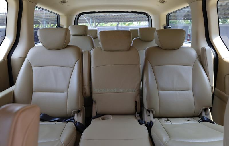ขายรถตู้มือสอง-hyundai-ฮุนได-h-1-เอชวัน-รถปี2019-รหัส82846-7287f937.jpg ขายรถตู้มือสอง-hyundai-ฮุนได-h-1-เอชวัน-รถปี2019-รหัส82846-7287f937.jpg