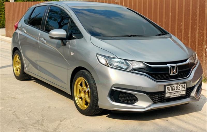ขายรถเก๋งมือสอง-honda-ฮอนด้า-jazz-แจ๊ส-รถปี2019-รหัส82872-306bbeb7.jpg ขายรถเก๋งมือสอง-honda-ฮอนด้า-jazz-แจ๊ส-รถปี2019-รหัส82872-306bbeb7.jpg