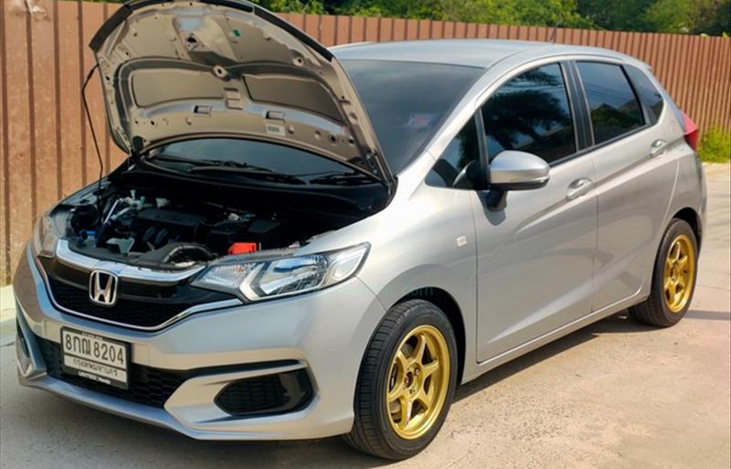 ขายรถเก๋งมือสอง-honda-ฮอนด้า-jazz-แจ๊ส-รถปี2019-รหัส82872-48a66b54.jpg ขายรถเก๋งมือสอง-honda-ฮอนด้า-jazz-แจ๊ส-รถปี2019-รหัส82872-48a66b54.jpg