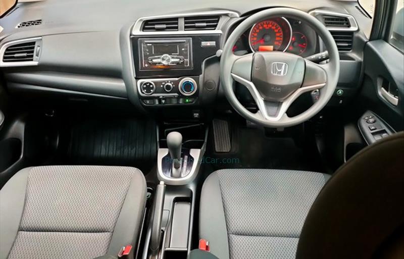 ขายรถเก๋งมือสอง-honda-ฮอนด้า-jazz-แจ๊ส-รถปี2019-รหัส82872-fe24c84f.jpg ขายรถเก๋งมือสอง-honda-ฮอนด้า-jazz-แจ๊ส-รถปี2019-รหัส82872-fe24c84f.jpg