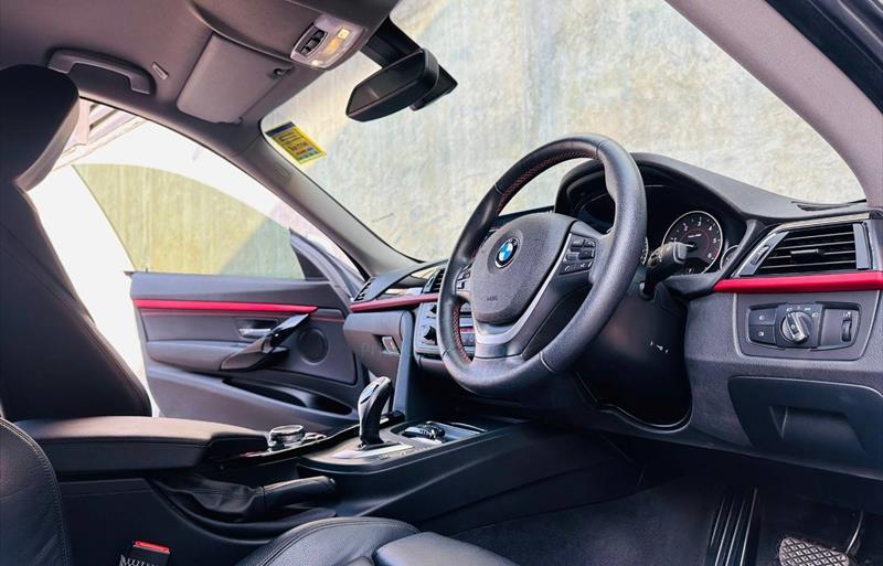 ขายรถเก๋งมือสอง-bmw-บีเอ็มดับบลิว-320d-สามสองศูนย์ดี-รถปี2015-รหัส82891-d4aef318.jpg ขายรถเก๋งมือสอง-bmw-บีเอ็มดับบลิว-320d-สามสองศูนย์ดี-รถปี2015-รหัส82891-d4aef318.jpg