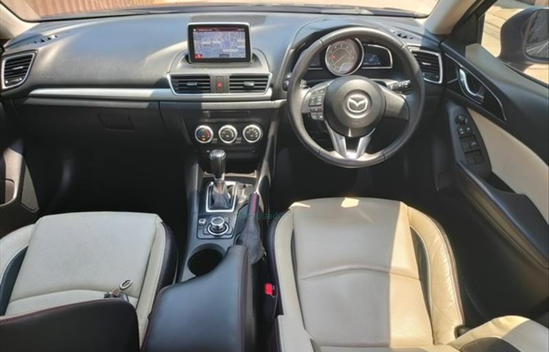 ขายรถเก๋งมือสอง-mazda-มาสด้า-3-สาม-รถปี2015-รหัส82919-4819f3dc.jpg ขายรถเก๋งมือสอง-mazda-มาสด้า-3-สาม-รถปี2015-รหัส82919-4819f3dc.jpg