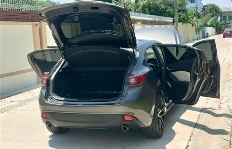 ขายรถเก๋งมือสอง-mazda-มาสด้า-3-สาม-รถปี2015-รหัส82919-cb4ae4bd.jpg ขายรถเก๋งมือสอง-mazda-มาสด้า-3-สาม-รถปี2015-รหัส82919-cb4ae4bd.jpg